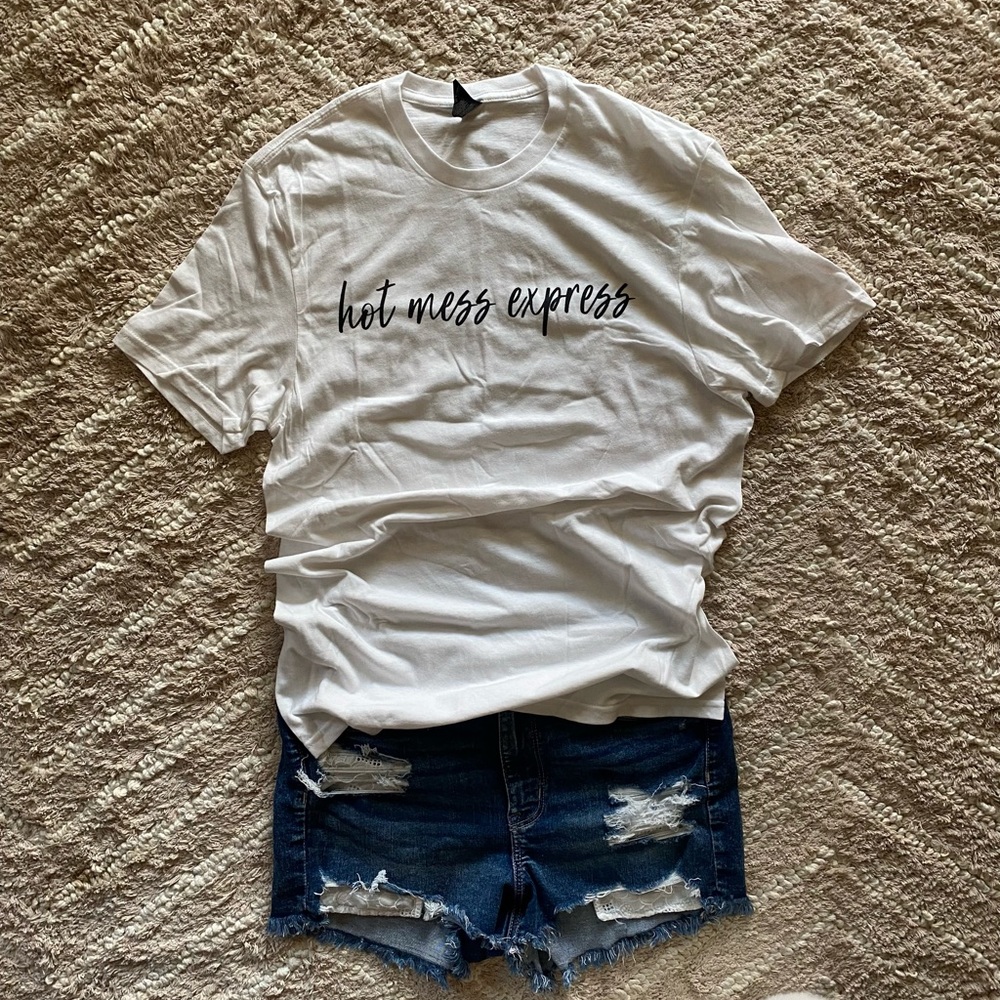 Women’s graphic tee